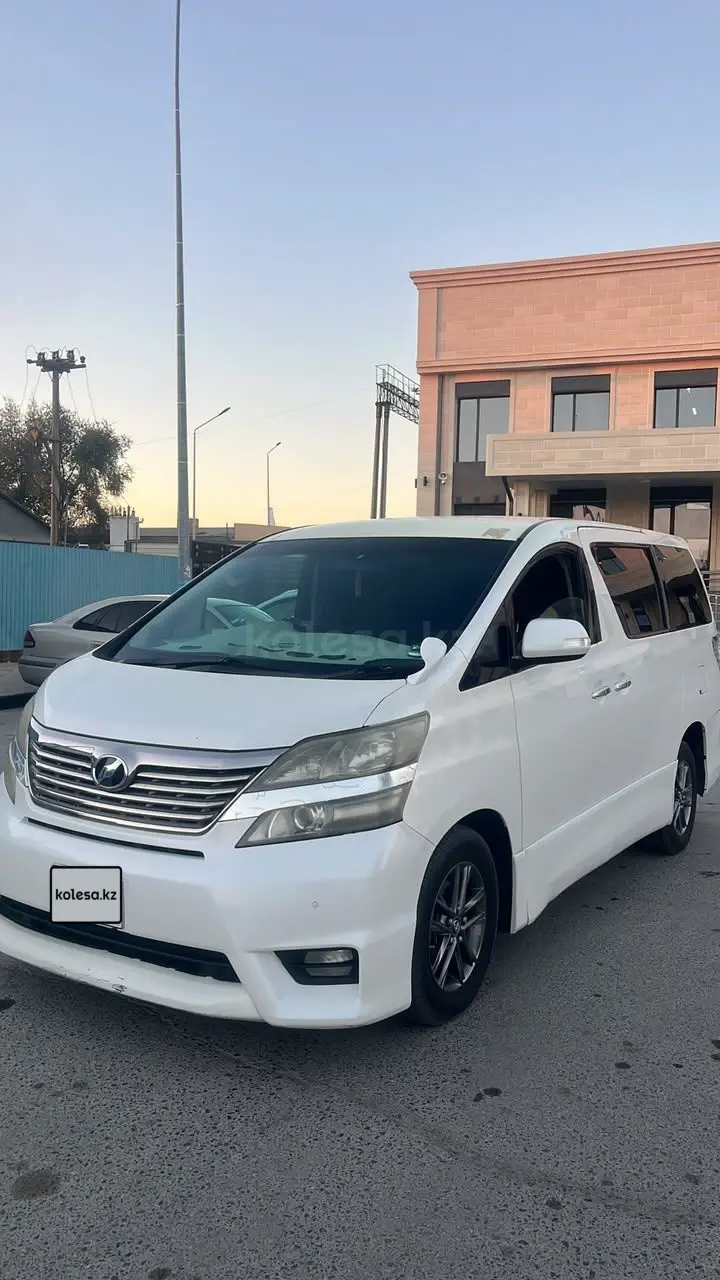Toyota Vellfire, 2011