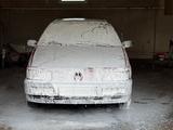 Volkswagen Passat 1993 годаүшін1 300 000 тг. в Алматы