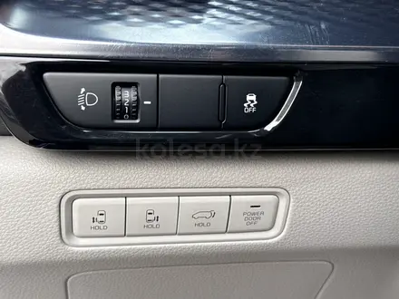 Kia Carnival 2022 года за 19 500 000 тг. в Астана – фото 30
