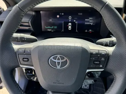 Toyota Camry 2024 года за 16 950 000 тг. в Алматы – фото 21