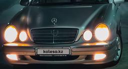 Mercedes-Benz E 280 1999 годаfor5 500 000 тг. в Бейнеу – фото 3