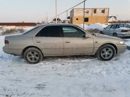 Toyota Camry 1998 года за 2 700 000 тг. в Алматы – фото 4