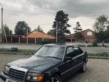 Mercedes-Benz E 260 1991 года за 1 400 000 тг. в Караганда