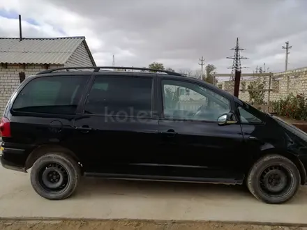 Volkswagen Sharan 2008 года за 3 800 000 тг. в Макат – фото 15