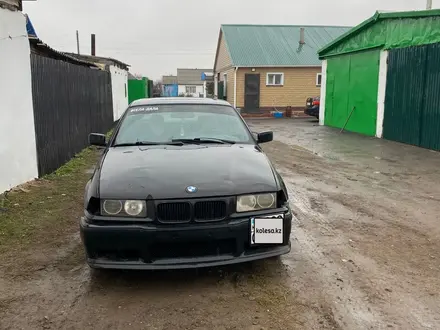 BMW 318 1992 года за 900 000 тг. в Астраханка – фото 2