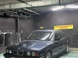 BMW 525 1993 года за 2 100 000 тг. в Алматы – фото 4