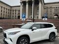 Toyota Highlander 2021 года за 22 500 000 тг. в Алматы – фото 2