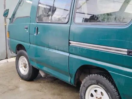 Mitsubishi Delica 1997 года за 1 900 000 тг. в Алматы – фото 5