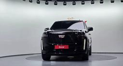 Cadillac Escalade Sport Platinum 2022 года за 52 000 000 тг. в Астана – фото 2