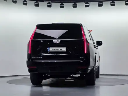 Cadillac Escalade Sport Platinum 2022 года за 52 000 000 тг. в Астана – фото 3
