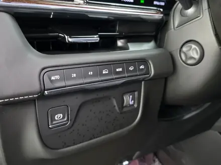 Cadillac Escalade Sport Platinum 2022 года за 52 000 000 тг. в Астана – фото 17
