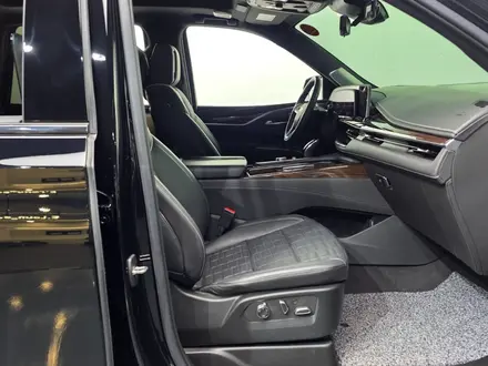 Cadillac Escalade Sport Platinum 2022 года за 52 000 000 тг. в Астана – фото 23