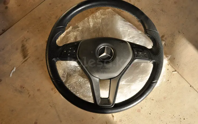Mercedes W204 C class руль за 50 000 тг. в Астана