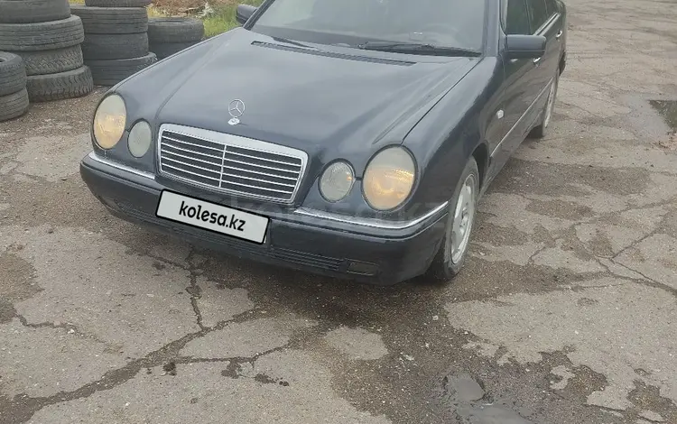 Mercedes-Benz E 280 1996 года за 2 800 000 тг. в Караганда