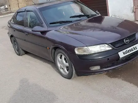 Opel Vectra 1996 года за 1 350 000 тг. в Караганда – фото 2