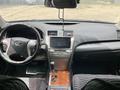 Toyota Camry 2010 года за 6 500 000 тг. в Семей – фото 10