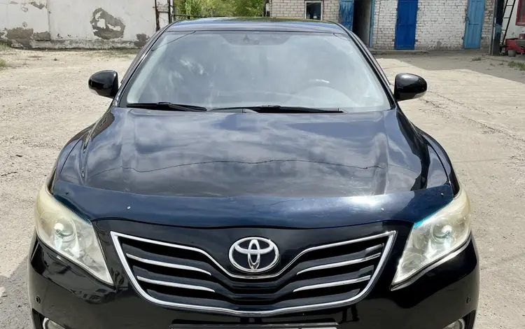 Toyota Camry 2010 года за 6 500 000 тг. в Семей