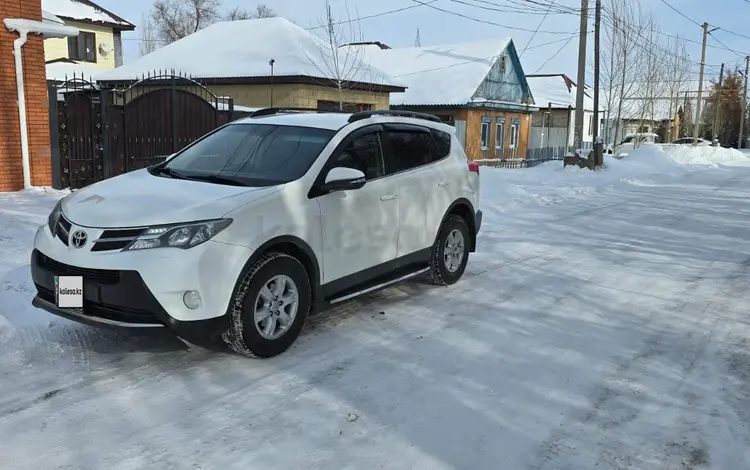 Toyota RAV4 2015 года за 10 700 008 тг. в Актобе