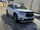Toyota Highlander 2014 годаүшін17 000 000 тг. в Алматы