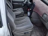 Chrysler Voyager 2001 года за 2 200 000 тг. в Актау – фото 5