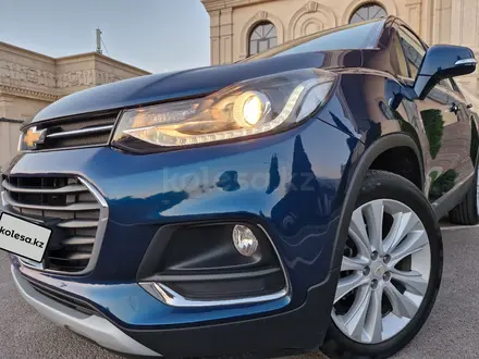 Chevrolet Tracker 2020 года за 6 300 000 тг. в Алматы – фото 2