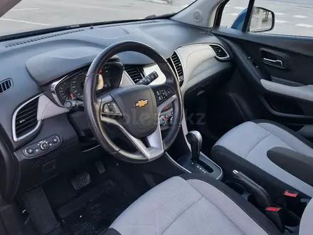 Chevrolet Tracker 2020 года за 6 300 000 тг. в Алматы – фото 16