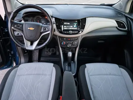 Chevrolet Tracker 2020 года за 6 300 000 тг. в Алматы – фото 23