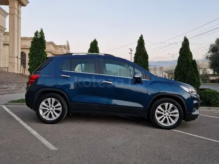 Chevrolet Tracker 2020 года за 6 300 000 тг. в Алматы – фото 3