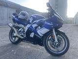 Yamaha  YZF-R6 2001 года за 2 500 000 тг. в Усть-Каменогорск – фото 2