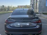 Lexus ES 350 2019 года за 20 500 000 тг. в Шымкент – фото 4