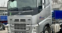 Volvo  FH 2018 года за 32 000 000 тг. в Алматы