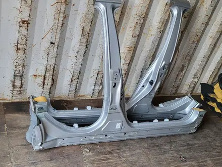 Парог стойка Nissan Qashqai за 200 000 тг. в Алматы – фото 2