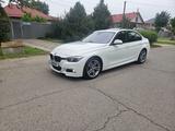 BMW 320 2017 года за 14 200 000 тг. в Алматы – фото 2