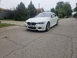 BMW 320 2017 года за 14 200 000 тг. в Алматы – фото 3