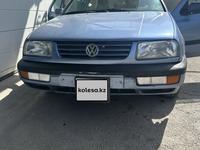 Volkswagen Vento 1993 года за 1 050 000 тг. в Шымкент