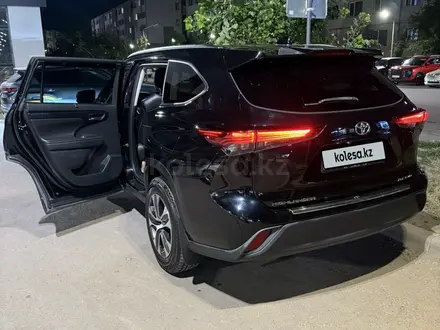Toyota Highlander 2021 года за 19 700 000 тг. в Алматы – фото 16
