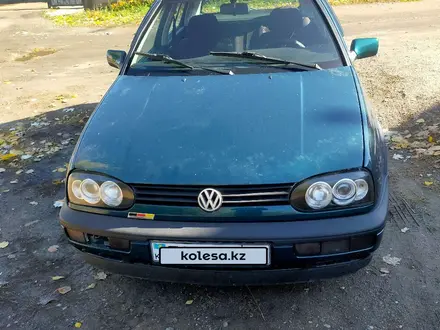 Volkswagen Golf 1993 года за 1 500 000 тг. в Есик – фото 2