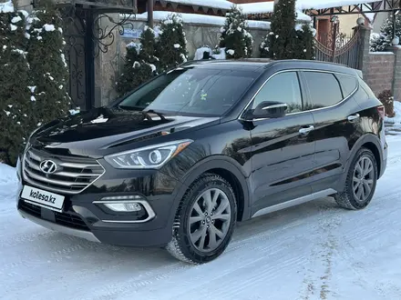 Hyundai Santa Fe 2017 года за 12 600 000 тг. в Алматы