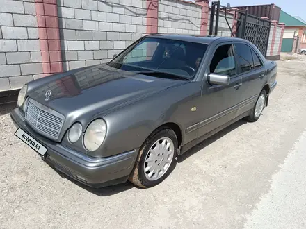 Mercedes-Benz E 230 1996 года за 2 190 000 тг. в Кызылорда