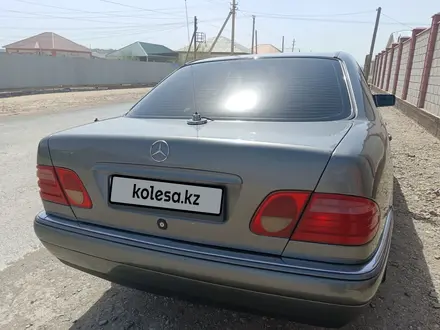 Mercedes-Benz E 230 1996 года за 2 190 000 тг. в Кызылорда – фото 7