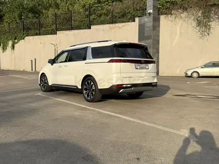 Kia Carnival 2021 года за 19 000 000 тг. в Алматы – фото 4