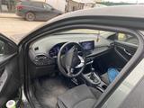 Hyundai i30 2023 года за 7 800 000 тг. в Атырау – фото 2