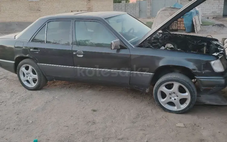 Mercedes-Benz E 200 1989 годаfor650 000 тг. в Шардара