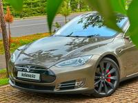 Tesla Model S 2015 года за 20 000 000 тг. в Алматы