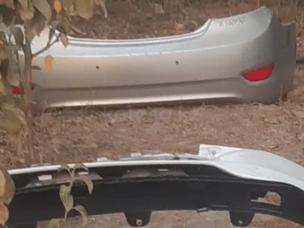 Hyundai Accent 2010-2013 задний бампер за 60 000 тг. в Алматы