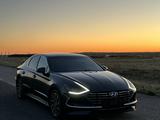 Hyundai Sonata 2020 годаүшін9 700 000 тг. в Актобе – фото 3