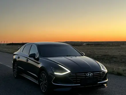 Hyundai Sonata 2020 года за 11 000 000 тг. в Актобе – фото 3
