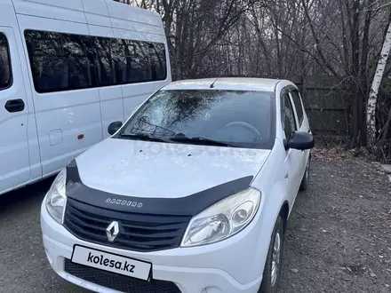 Renault Sandero 2012 года за 3 500 000 тг. в Караганда