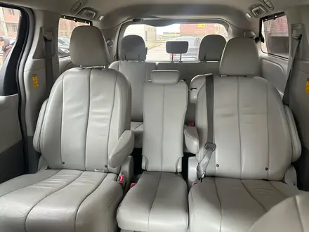 Toyota Sienna 2013 года за 7 500 000 тг. в Атырау – фото 7