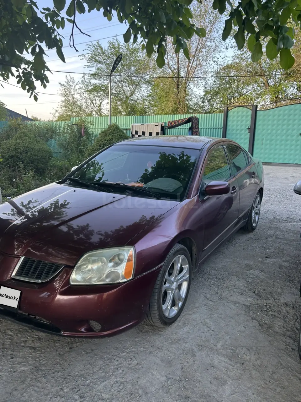 Mitsubishi Galant, 2004